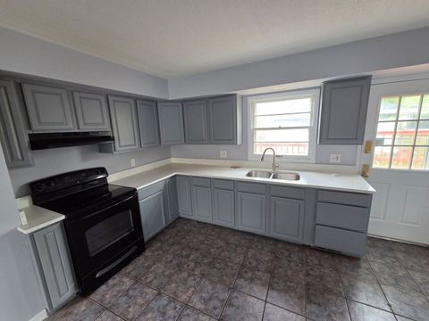 Tiny photo for 1421 Heather Drive, Aurora, IL 60506 (MLS # 12628346)