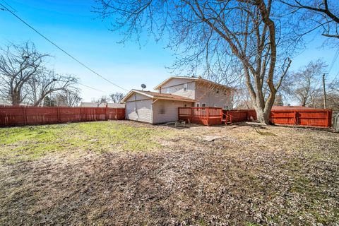 Tiny photo for 1421 Heather Drive, Aurora, IL 60506 (MLS # 12628346)