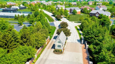 Tiny photo for 16 Eagle Ridge Drive, Hawthorn Woods, IL 60047 (MLS # 12729842)