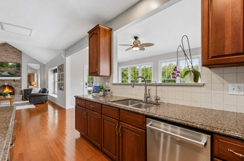 Tiny photo for 16 Eagle Ridge Drive, Hawthorn Woods, IL 60047 (MLS # 12729842)
