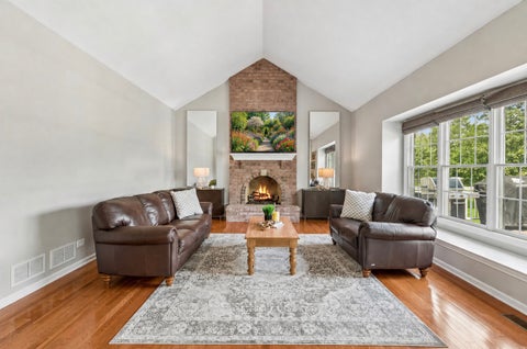 Tiny photo for 16 Eagle Ridge Drive, Hawthorn Woods, IL 60047 (MLS # 12729842)