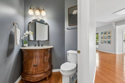 Tiny photo for 16 Eagle Ridge Drive, Hawthorn Woods, IL 60047 (MLS # 12729842)