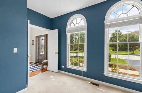 Tiny photo for 16 Eagle Ridge Drive, Hawthorn Woods, IL 60047 (MLS # 12729842)