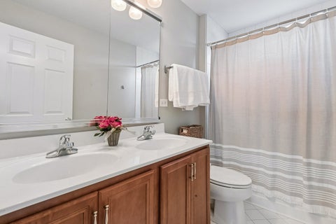 Tiny photo for 16 Eagle Ridge Drive, Hawthorn Woods, IL 60047 (MLS # 12729842)