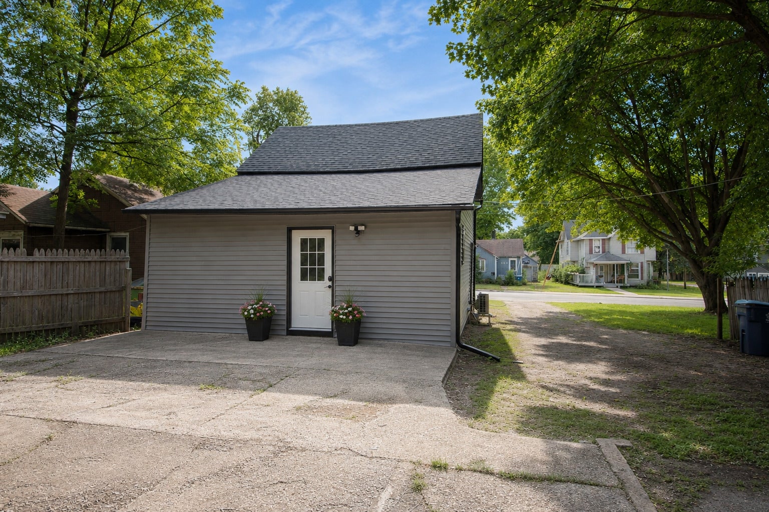 808 Jackson Avenue