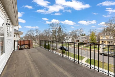 Tiny photo for 5009 W Catalpa Avenue, Chicago, IL 60630 (MLS # 12634186)