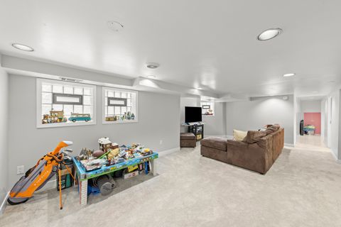 Tiny photo for 5009 W Catalpa Avenue, Chicago, IL 60630 (MLS # 12634186)