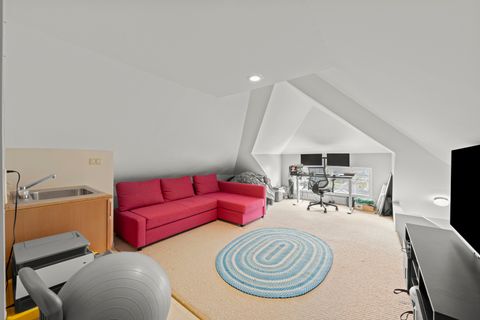 Tiny photo for 5009 W Catalpa Avenue, Chicago, IL 60630 (MLS # 12634186)