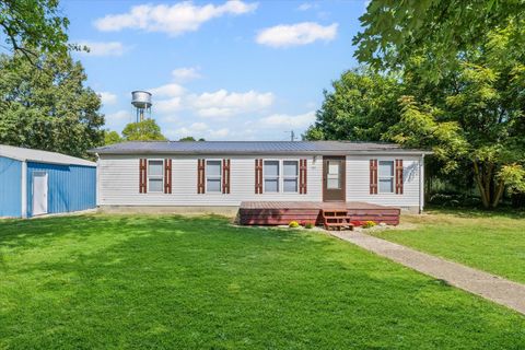 Photo of 101 Railroad Street, Sidell, IL 61876 (MLS # 12475027)