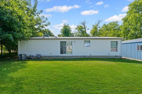Tiny photo for 101 Railroad Street, Sidell, IL 61876 (MLS # 12475027)