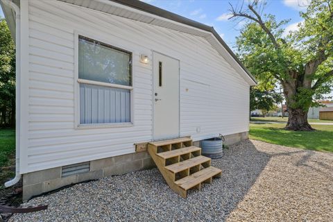 Tiny photo for 101 Railroad Street, Sidell, IL 61876 (MLS # 12475027)