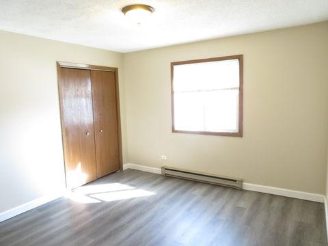 Tiny photo for 216 Madison Street #3C, Joliet, IL 60435 (MLS # 12598810)