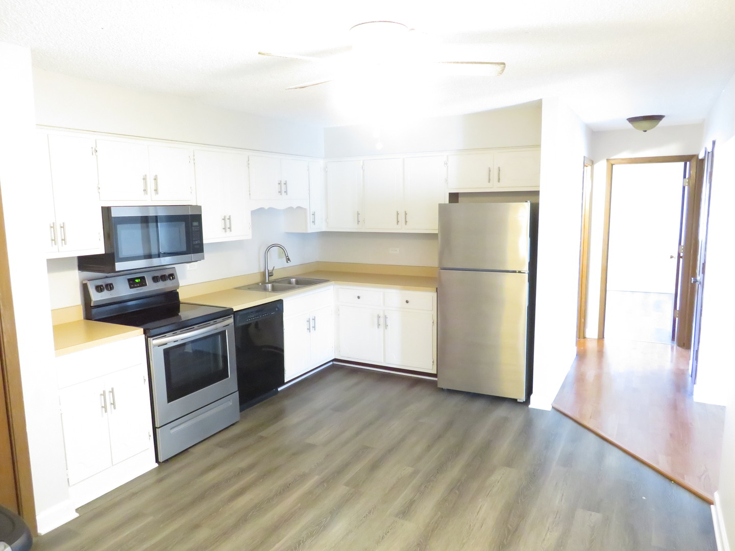 216 Madison Street 3C