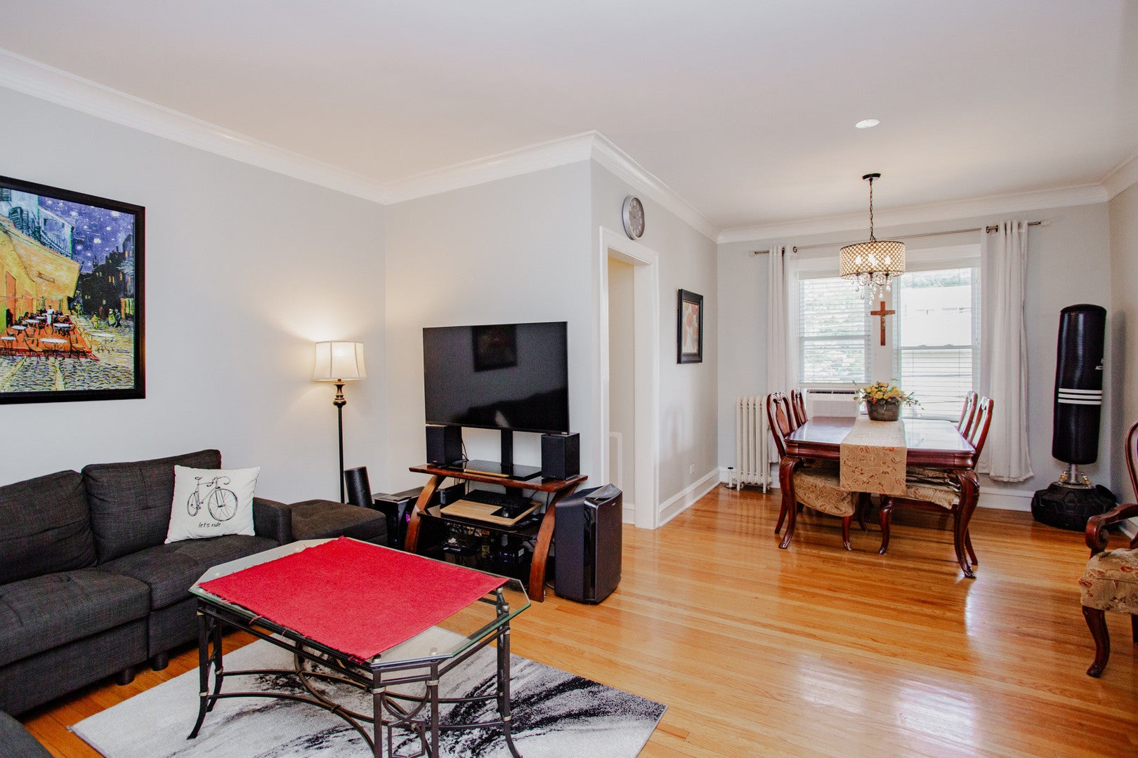 719 Reba Place 2N