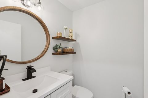 Tiny photo for 29W388 White Oak Drive, Warrenville, IL 60555 (MLS # 12614698)