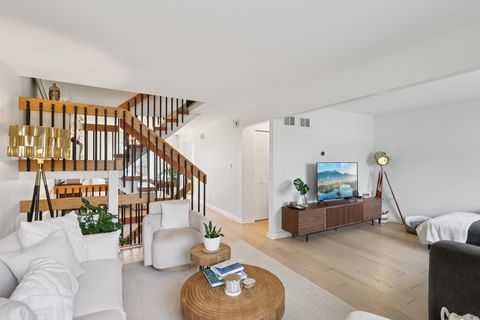 Tiny photo for 29W388 White Oak Drive, Warrenville, IL 60555 (MLS # 12614698)