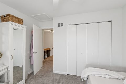 Tiny photo for 29W388 White Oak Drive, Warrenville, IL 60555 (MLS # 12614698)