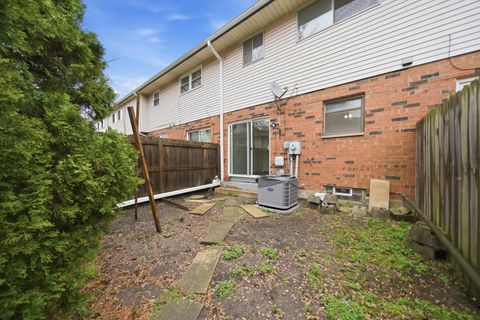 Tiny photo for 2064 LIONCREST Drive #2064, Richton Park, IL 60471 (MLS # 12603353)