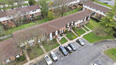 Tiny photo for 2064 LIONCREST Drive #2064, Richton Park, IL 60471 (MLS # 12603353)