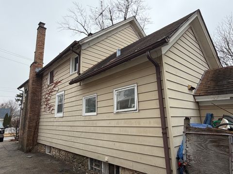 Tiny photo for 743 Bangs Street, Aurora, IL 60505 (MLS # 12584145)