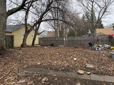 Tiny photo for 743 Bangs Street, Aurora, IL 60505 (MLS # 12584145)