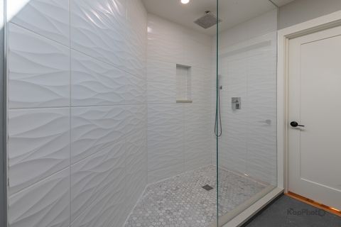 Tiny photo for 2921 N SEELEY Avenue, Chicago, IL 60618 (MLS # 12592461)