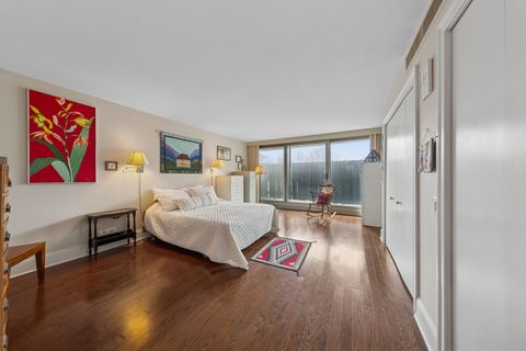 Tiny photo for 3470 N LAKE SHORE Drive #4C, Chicago, IL 60657 (MLS # 12560512)