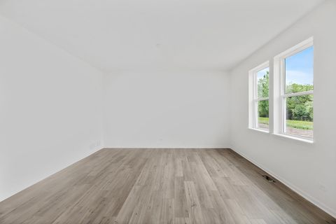 Tiny photo for 32018 Savannah Drive, Lakemoor, IL 60051 (MLS # 12492777)