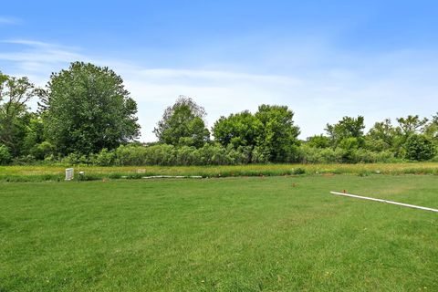 Tiny photo for 32018 Savannah Drive, Lakemoor, IL 60051 (MLS # 12492777)
