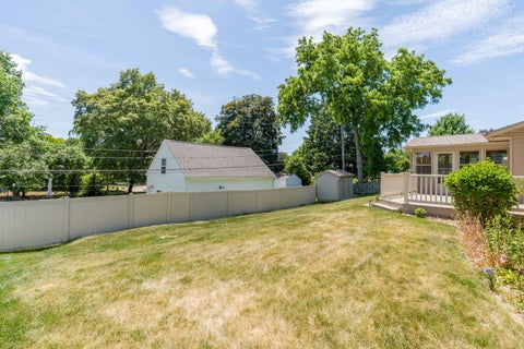 Tiny photo for 2331 E 33rd Street, Davenport, IA 52807 (MLS # 12659195)