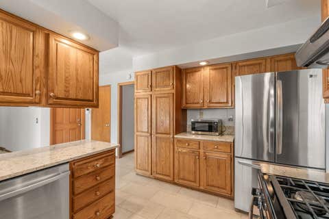 Tiny photo for 2331 E 33rd Street, Davenport, IA 52807 (MLS # 12659195)