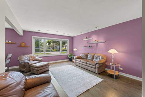 Tiny photo for 4401 Florence Avenue, Downers Grove, IL 60515 (MLS # 12691592)