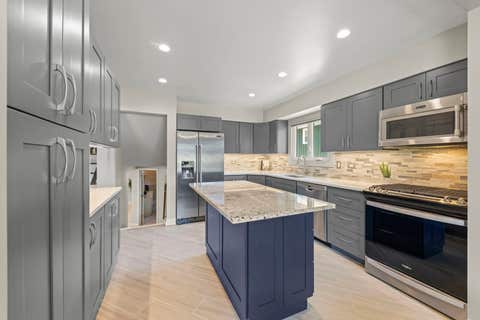 Tiny photo for 4401 Florence Avenue, Downers Grove, IL 60515 (MLS # 12691592)