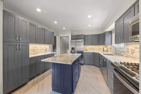 Tiny photo for 4401 Florence Avenue, Downers Grove, IL 60515 (MLS # 12691592)