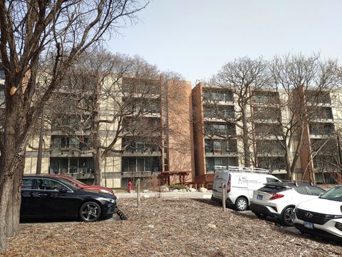 6000 Oakwood Drive 3F Lisle IL 60532