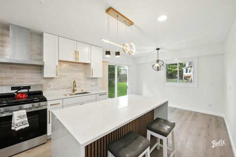 Tiny photo for 318 Exmoor Drive, Streamwood, IL 60107 (MLS # 12460643)