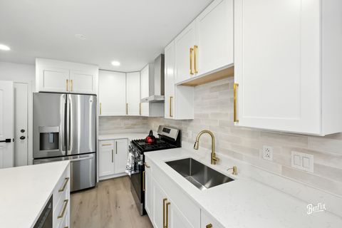 Tiny photo for 318 Exmoor Drive, Streamwood, IL 60107 (MLS # 12460643)