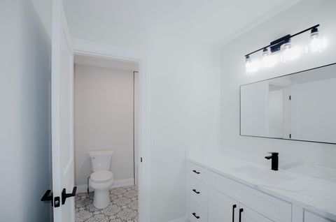 Tiny photo for 1326 N Race Avenue, Arlington Heights, IL 60004 (MLS # 12464114)