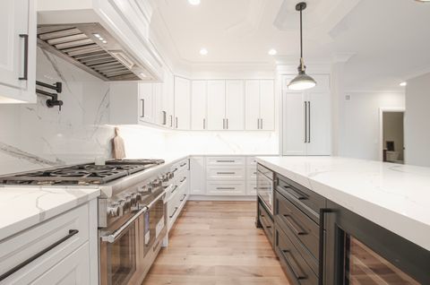 Tiny photo for 1326 N Race Avenue, Arlington Heights, IL 60004 (MLS # 12464114)