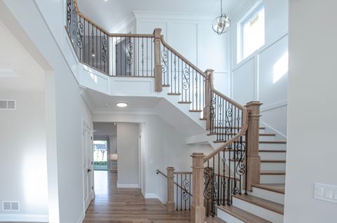 Tiny photo for 1326 N Race Avenue, Arlington Heights, IL 60004 (MLS # 12464114)