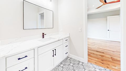 Tiny photo for 1326 N Race Avenue, Arlington Heights, IL 60004 (MLS # 12464114)