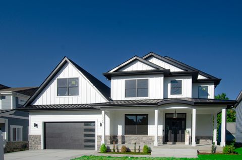 Photo of 1326 N Race Avenue, Arlington Heights, IL 60004 (MLS # 12464114)