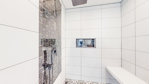 Tiny photo for 1326 N Race Avenue, Arlington Heights, IL 60004 (MLS # 12464114)