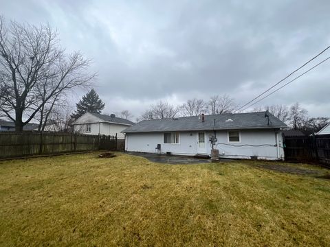 A home in Sauk Village