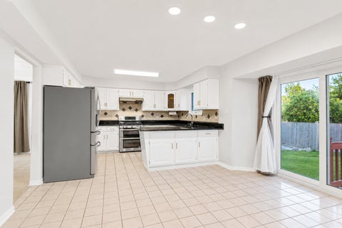Tiny photo for 1441 W AUTUMN Trail, Addison, IL 60101 (MLS # 12641543)