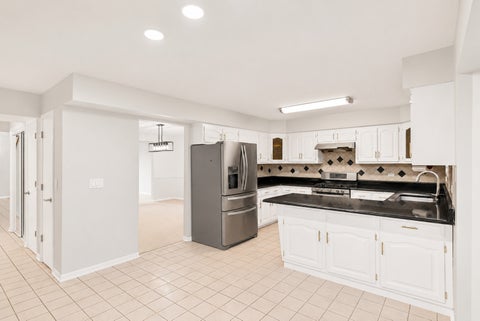 Tiny photo for 1441 W AUTUMN Trail, Addison, IL 60101 (MLS # 12641543)