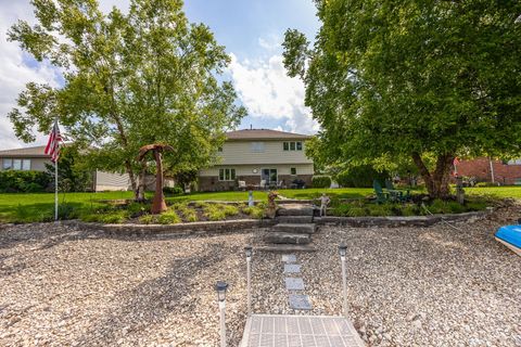 Tiny photo for 805 Edgewater Drive, Minooka, IL 60447 (MLS # 12578000)