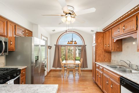 Tiny photo for 18422 Pine Cone Drive #4, Tinley Park, IL 60477 (MLS # 12501607)