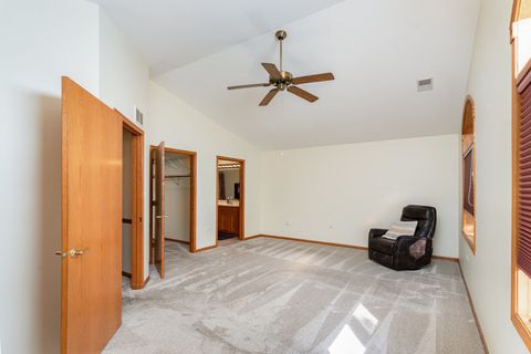 Tiny photo for 18422 Pine Cone Drive #4, Tinley Park, IL 60477 (MLS # 12501607)