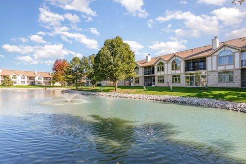 Tiny photo for 18422 Pine Cone Drive #4, Tinley Park, IL 60477 (MLS # 12501607)